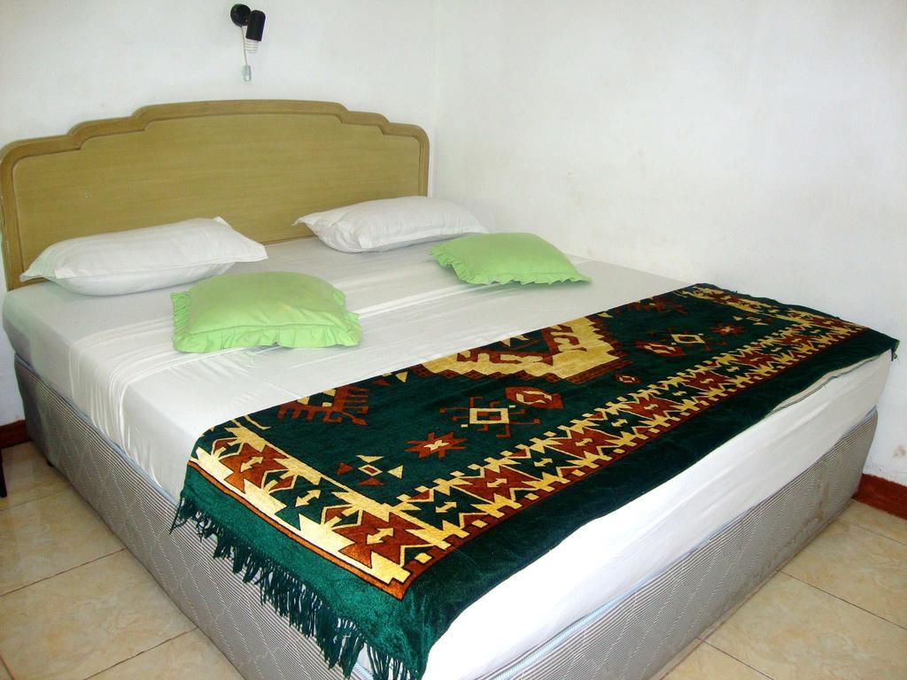 Green Park Beach Hotel Trincomalee Δωμάτιο φωτογραφία